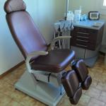 A vendre fauteuil patient podoleg+siège praticien Image
