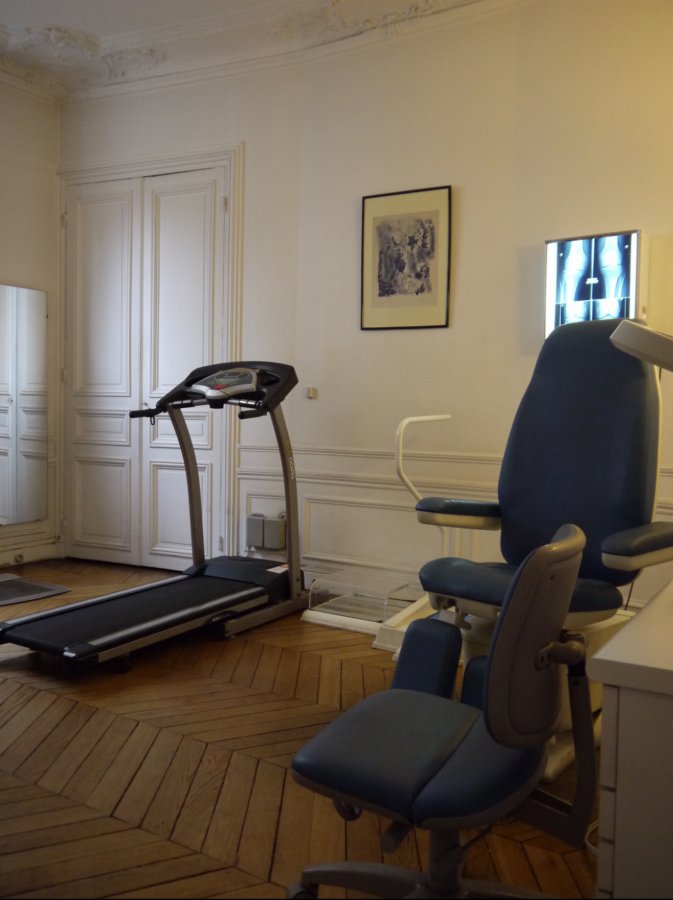 CESSION de 2 cabinets de podologie (exclusivement orientés orthèses plantaires) PARIS 16 et CHARENTON offre Cessions / Installations