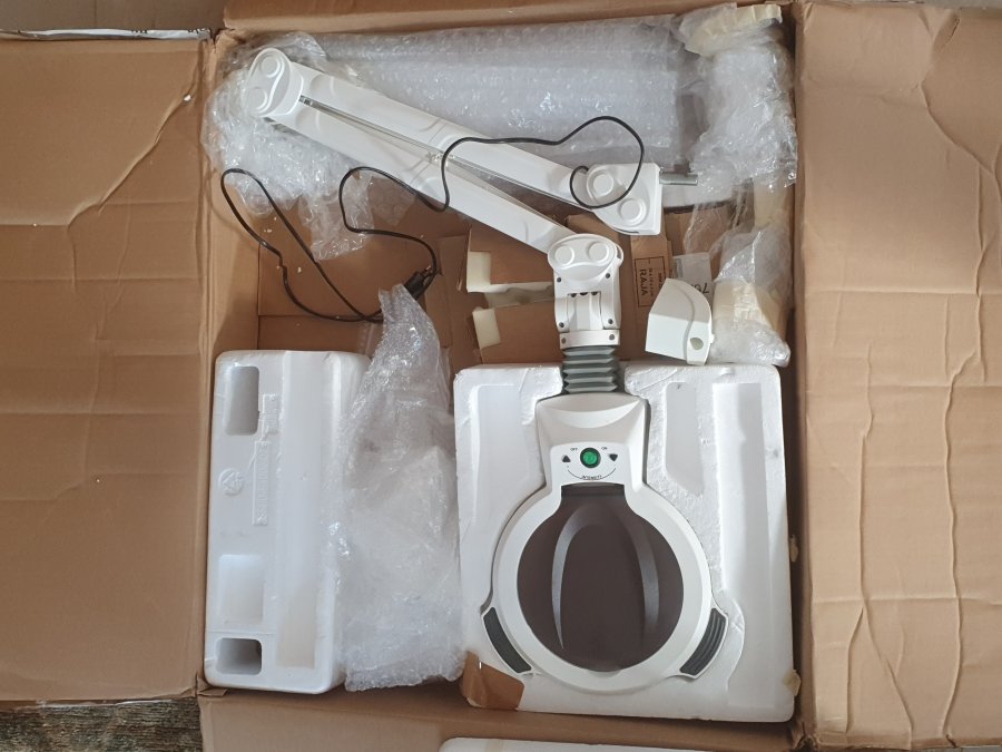 Lampe loupe à leds Zoom Table offre Matériels