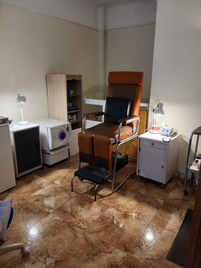 VEND MUR CABINET DE SOINS offre Achat Vente Cabinet Médical