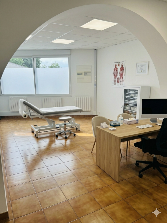 Local maison pluridisciplinaire à salles proche Bassin Arcachon  offre Local et Cabinet Médical